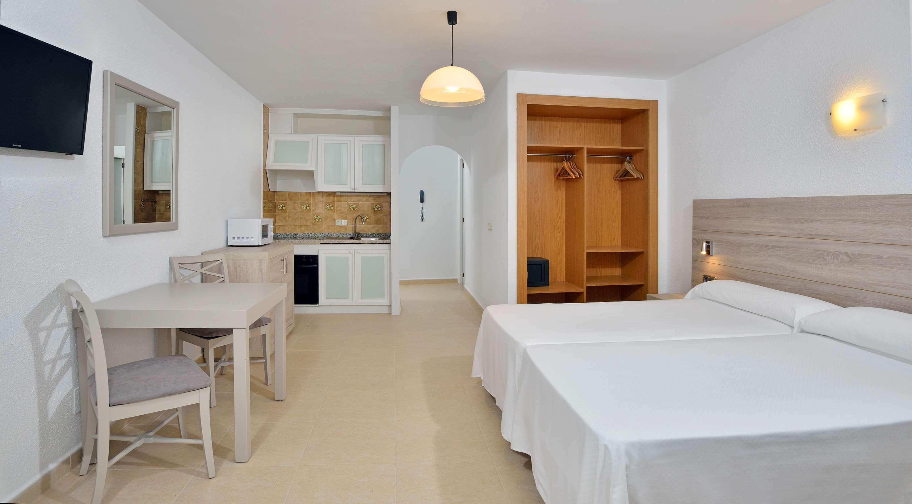 Sol Cala D'Or Apartamentos Luaran gambar